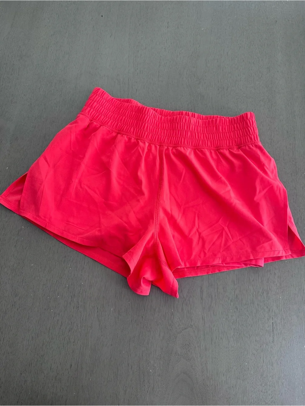 90 DEGREE by REFLEX Lightstreme Love and Flutter Running Shorts Red Size Medium